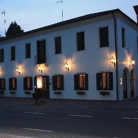 Hotel Alla Villa Fini Доло Екстер'єр фото