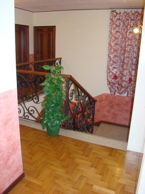 Hotel Alla Villa Fini Доло Екстер'єр фото