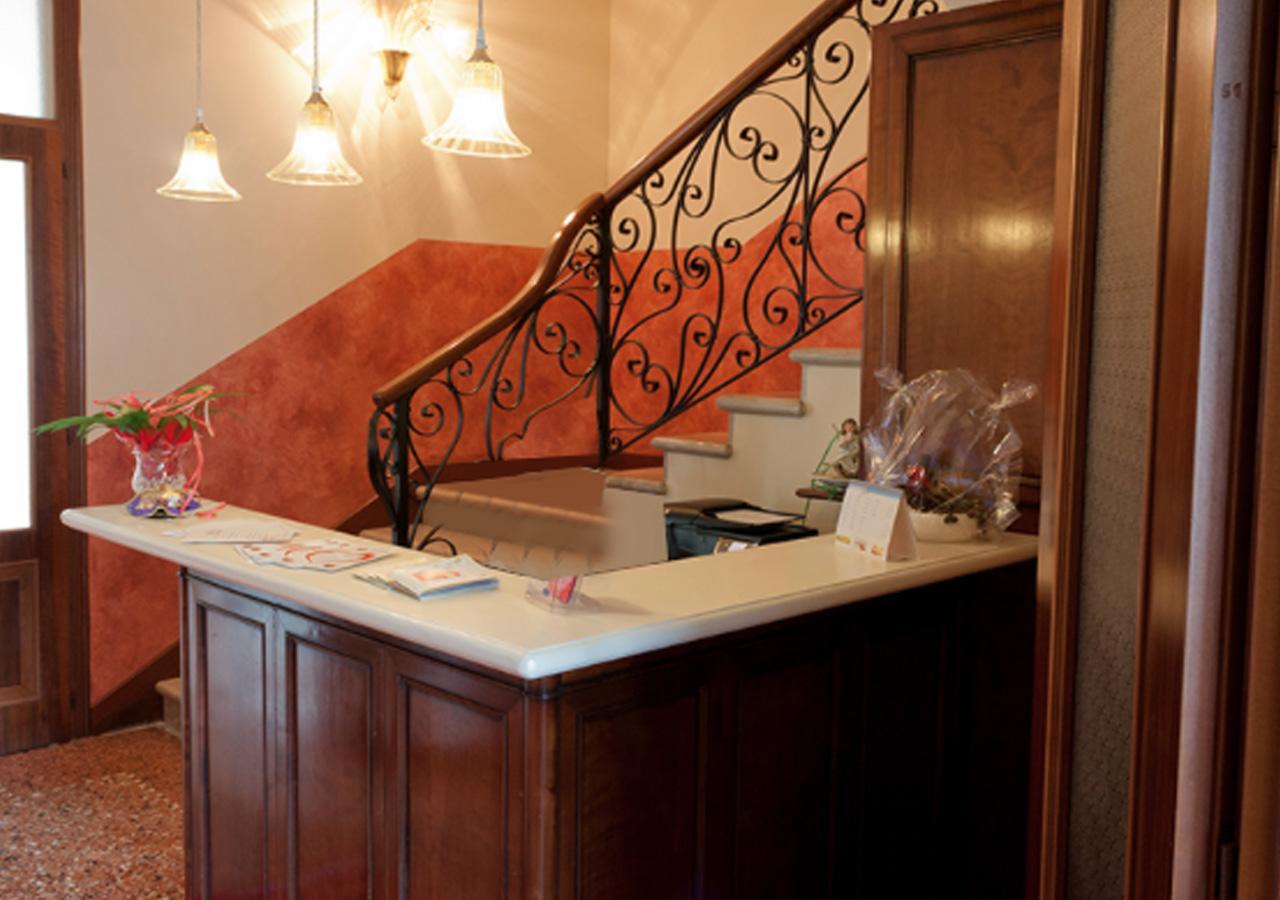 Hotel Alla Villa Fini Доло Екстер'єр фото