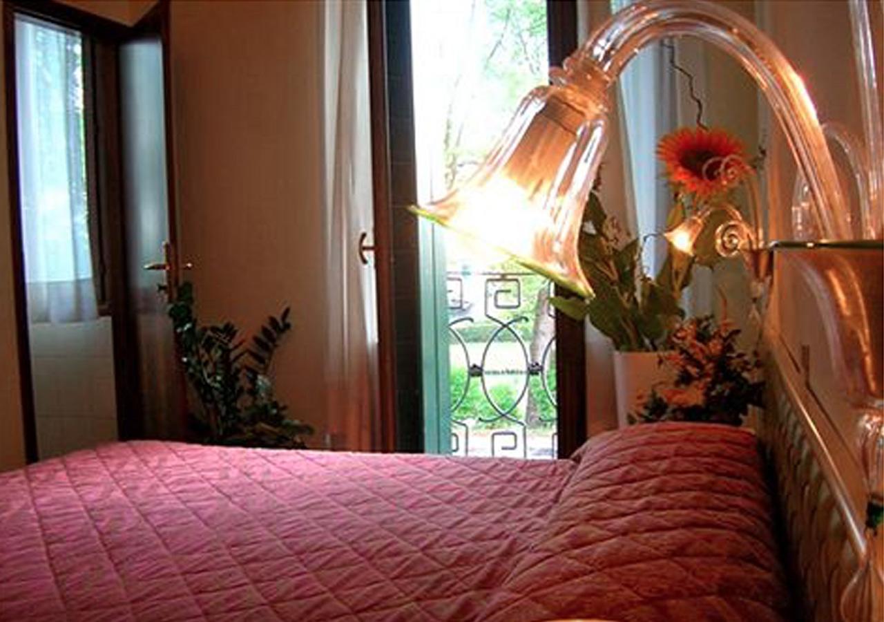 Hotel Alla Villa Fini Доло Екстер'єр фото